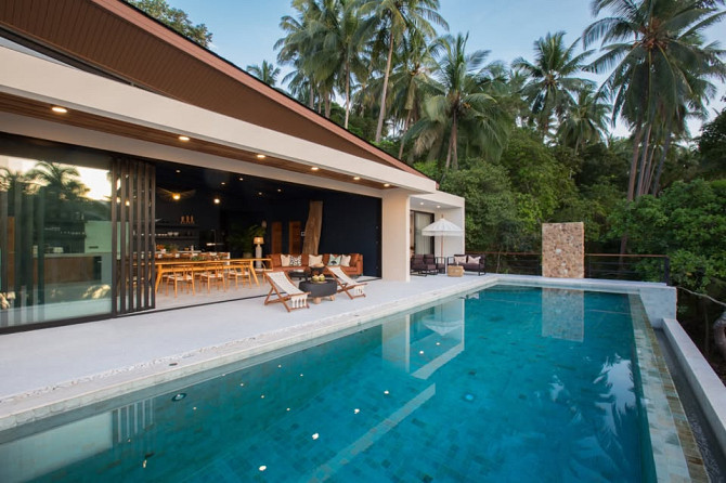 4 Bedroom Pool Villa for Rent in Maenam Samui - photo 1