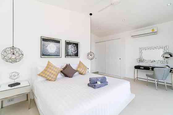 4 Bedroom Beachside Pool Villa for Rent Samui