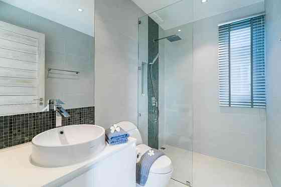 4 Bedroom Beachside Pool Villa for Rent Samui