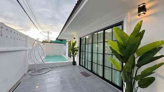 3 Beds 2 Baths House Pattaya