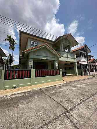 3 Bedrooms, 3 Bathrooms -House Пхукет