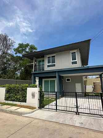 4 Beds 3 Baths - House Пхукет