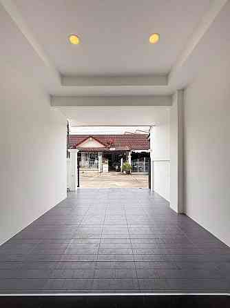 3 Bedrooms, 2 Bathrooms Пхукет