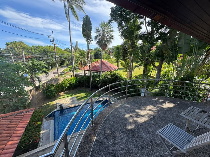 House with Bedrooms: 4 and Bathrooms: 4 Samui - photo 17