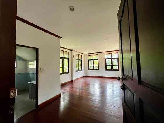 4 bedroom, 3 bathroom house Samui