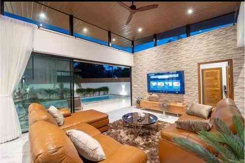 3 Beds 3 Baths House Samui