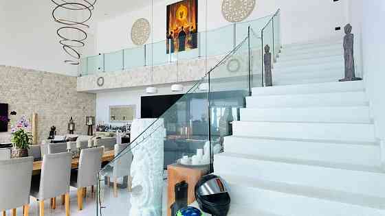 4 bedroom 5 bathroom house Samui