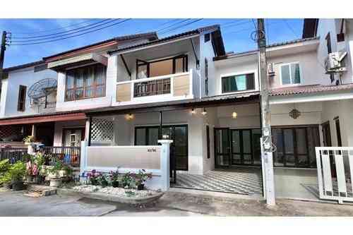 3 Beds 2 Baths House Samui