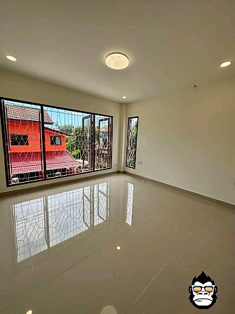 3 Beds 2 Baths Townhouse Samui - photo 8