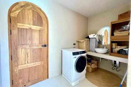 2 Beds 2 Baths House Samui