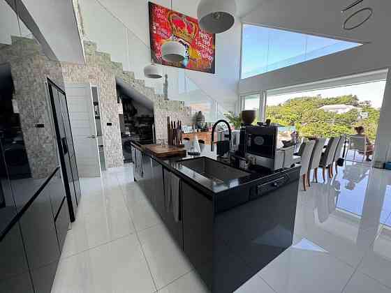 3 bedroom, 4 bathroom house Samui