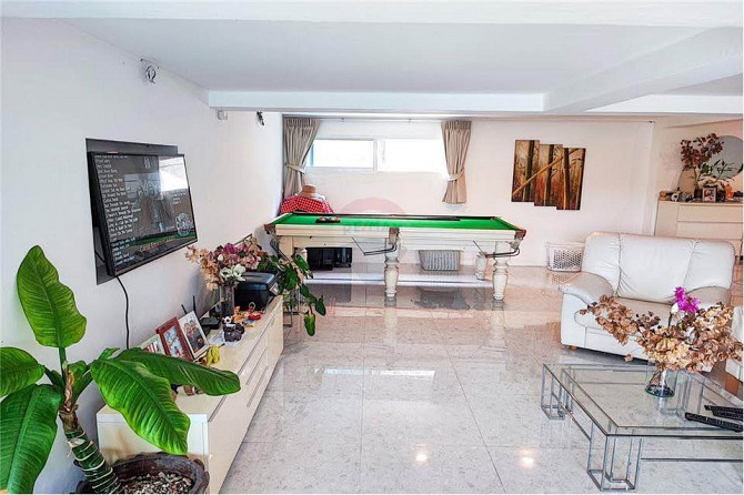5 bedroom, 6 bathroom house Samui - photo 9