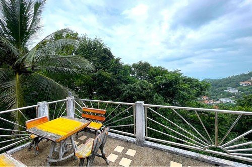 6 Beds 4 Baths House Samui - photo 3