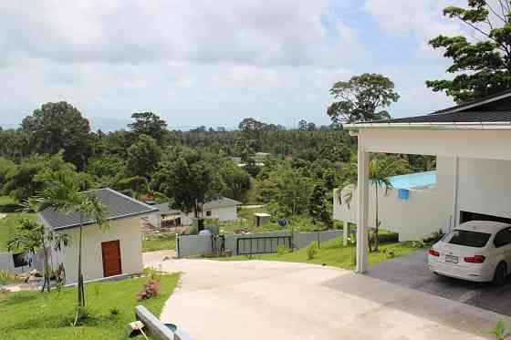 3 Beds 4 Baths House Samui