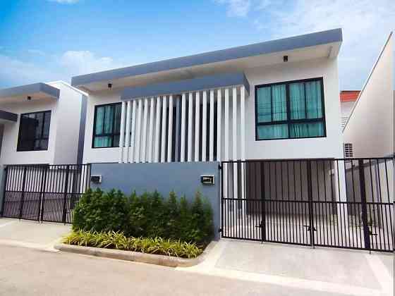 2 Bedrooms, 2 Bathrooms Пхукет