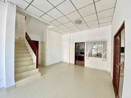 3 Bedrooms, 2 Bathrooms Phuket