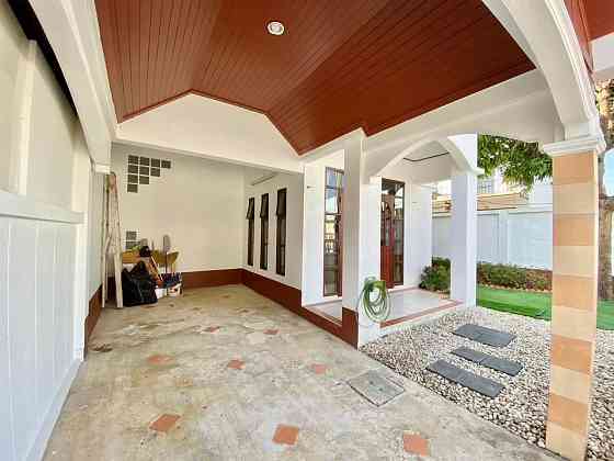 3 Bedrooms, 2 Bathrooms Phuket