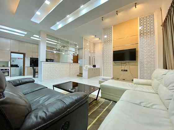4 Beds 3 Baths House Пхукет