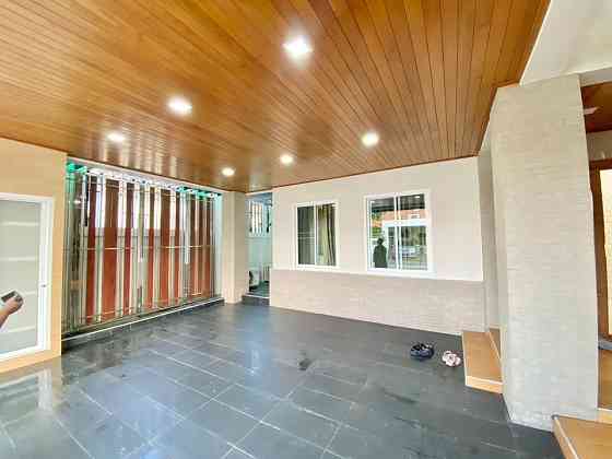 4 Beds 3 Baths House Пхукет