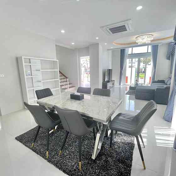 3 Bedrooms, 3 Bathrooms -House Пхукет