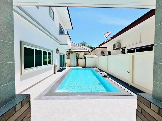 4 Beds 4 Baths Apartment Pattaya - photo 1