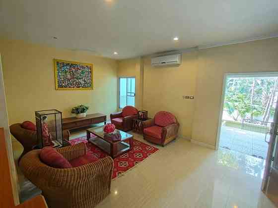 4 Bedrooms, 6 Bathrooms - Houses Pattaya