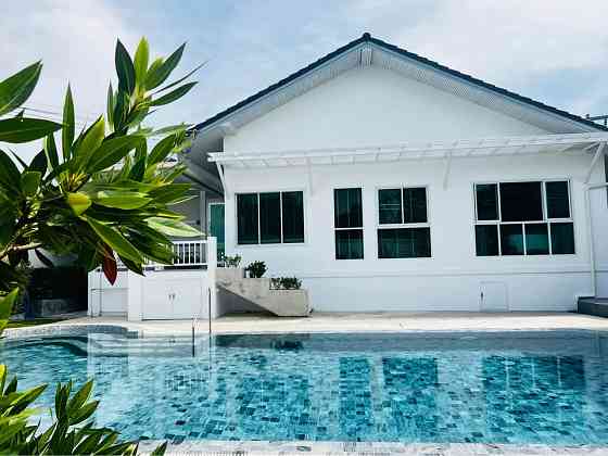 4 Beds 4 Baths - House Pattaya