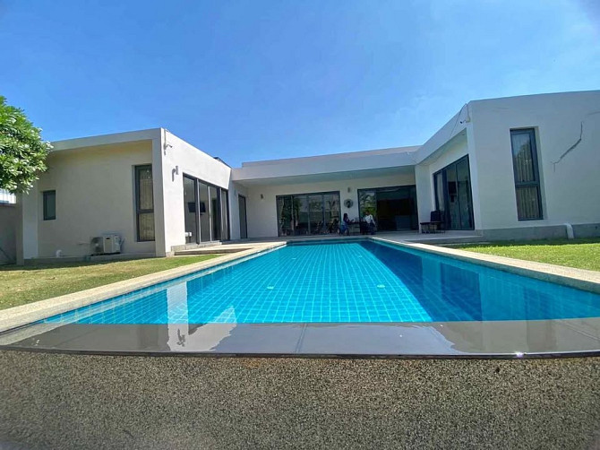 3 Bedrooms, 4 Bathrooms - Home Pattaya - photo 1