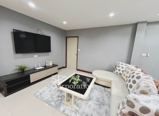 3 Beds 2 Baths - Townhouse Pattaya - photo 2