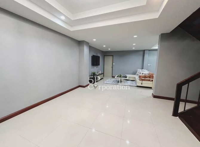 3 Beds 2 Baths - Townhouse Pattaya - photo 3