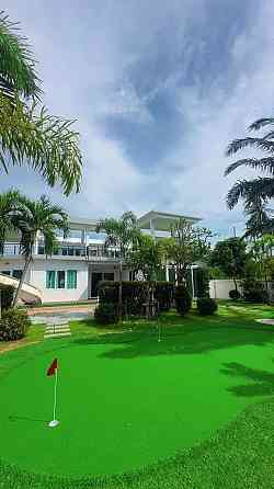 4 Beds 4 Baths House Pattaya