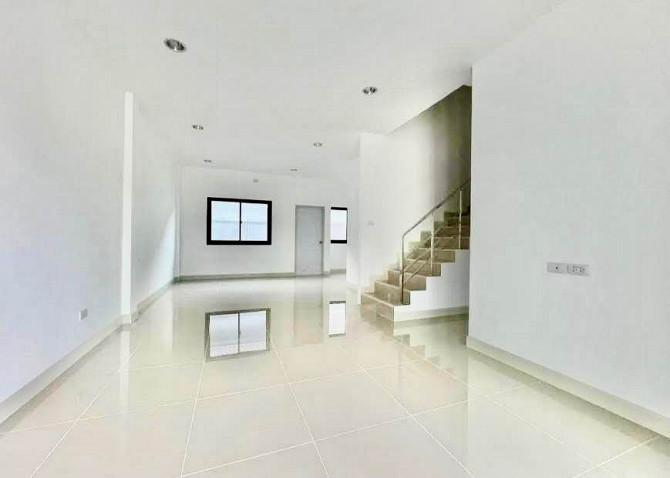 3 Bedrooms, 3 Bathrooms -House Pattaya - photo 5