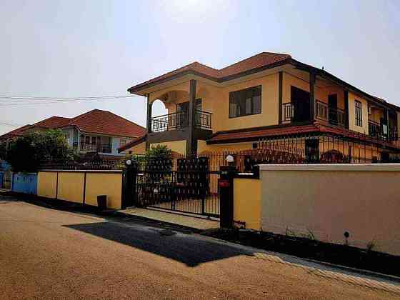 3 Bedrooms, 2 Bathrooms - Home Pattaya