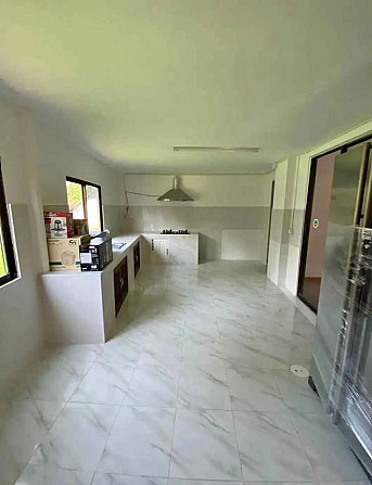 5 Bedrooms, 4 Bathrooms - Houses Pattaya - photo 1