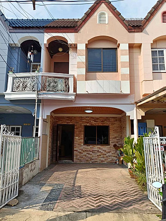 2 Bedrooms, 3 Bathrooms -House Pattaya - photo 1