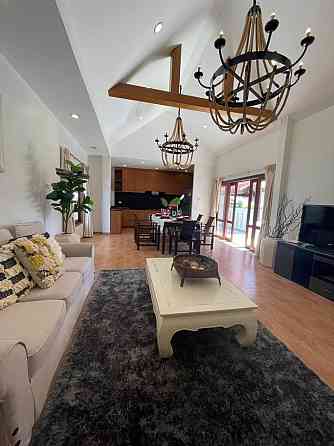 4 Beds 5 Baths - House Pattaya
