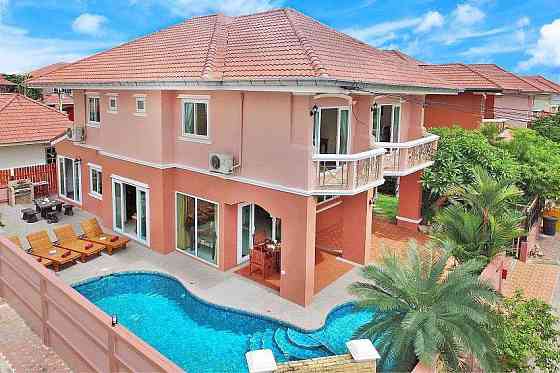4 Beds 4 Baths - House Pattaya