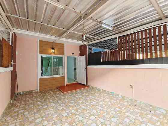 2 Bedrooms, 2 Bathrooms - Townhouses Pattaya