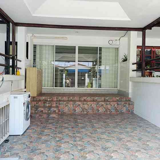 2 Bedrooms, 1 Bathroom - Townhouse Pattaya