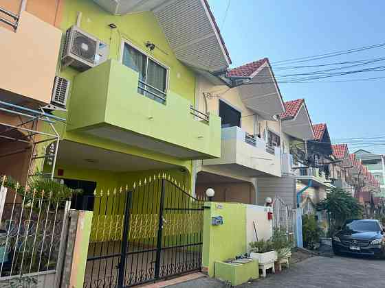 2 Bedrooms, 3 Bathrooms - Townhouses Pattaya