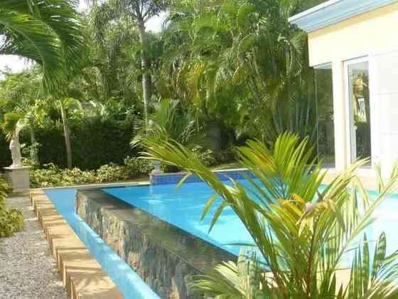 2 Bedrooms, 3 Bathrooms -House Pattaya