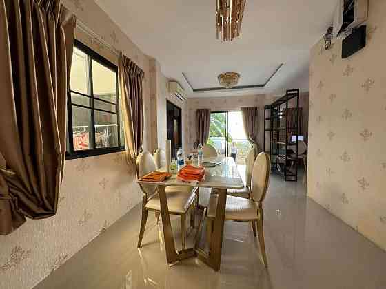 3 Bedrooms, 3 Bathrooms -House Pattaya