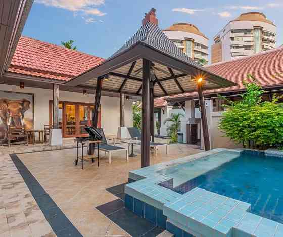 4 Bedrooms, 5 Bathrooms - House Pattaya