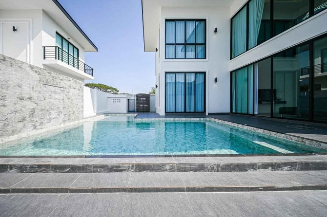 4 Bedrooms, 5 Bathrooms - House Pattaya - photo 2