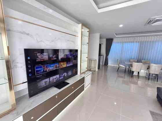 3 Beds 4 Baths - House Pattaya