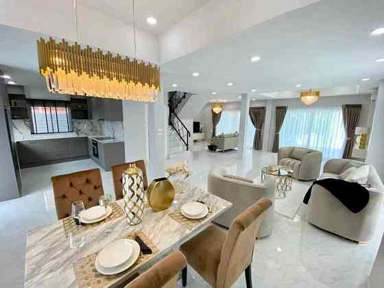 5 Beds 6 Baths - House Pattaya