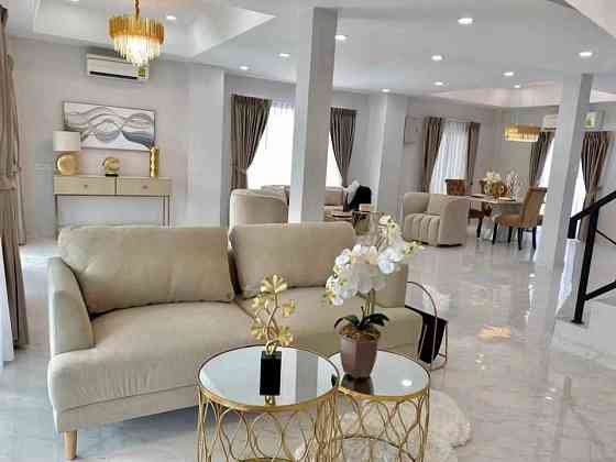 5 Beds 6 Baths - House Pattaya