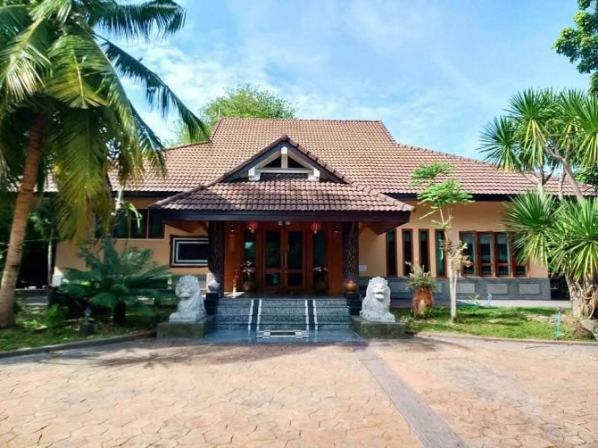 7 Bedrooms, 7 Bathrooms - Houses Pattaya - photo 2