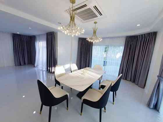 3 Bedrooms, 4 Bathrooms Pattaya