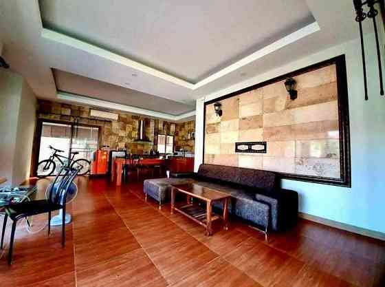 3 Beds 3 Baths - House Pattaya